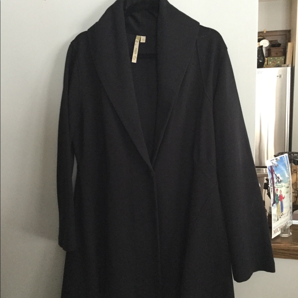 Comfy shawl collar blazer.
